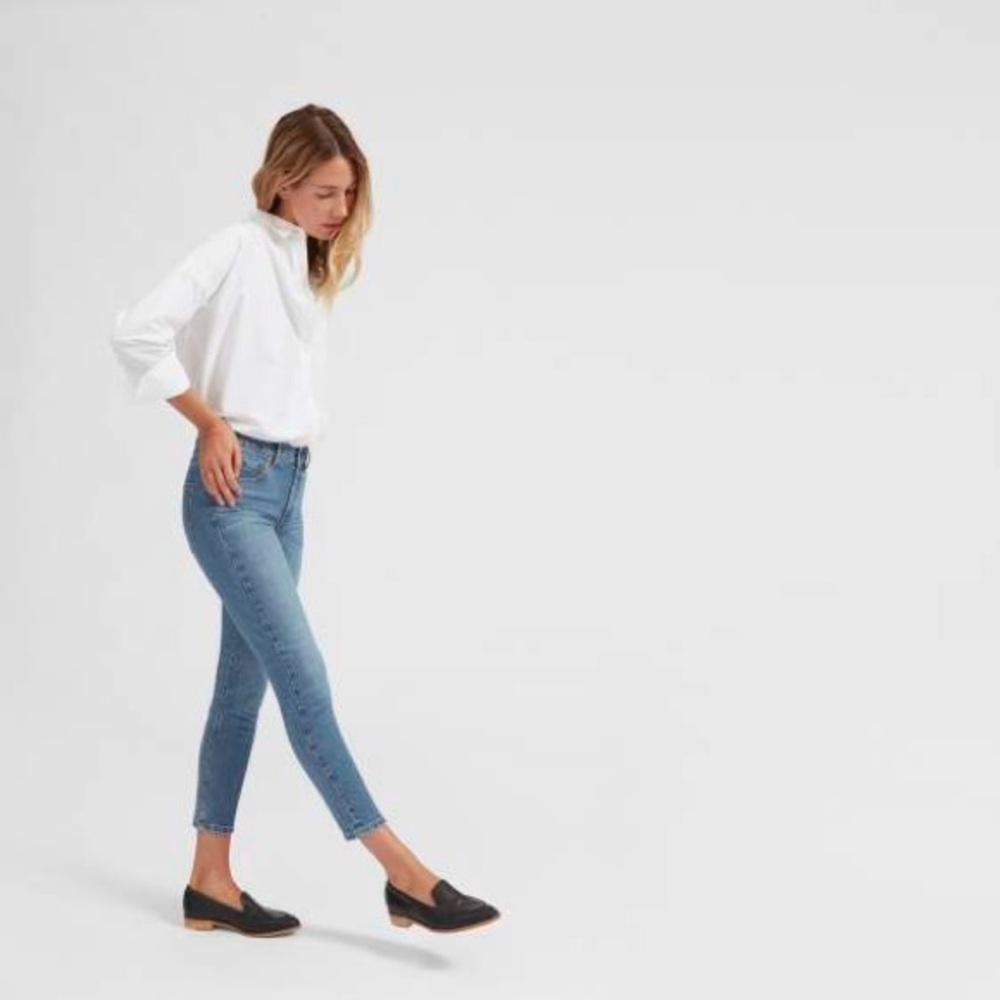 Mid-Rise Skinny Ankle Jean (Size 27)